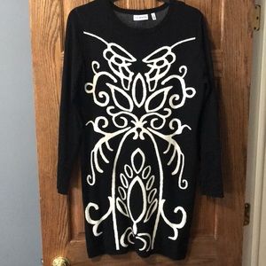 Black and white long sleeve sweater dress